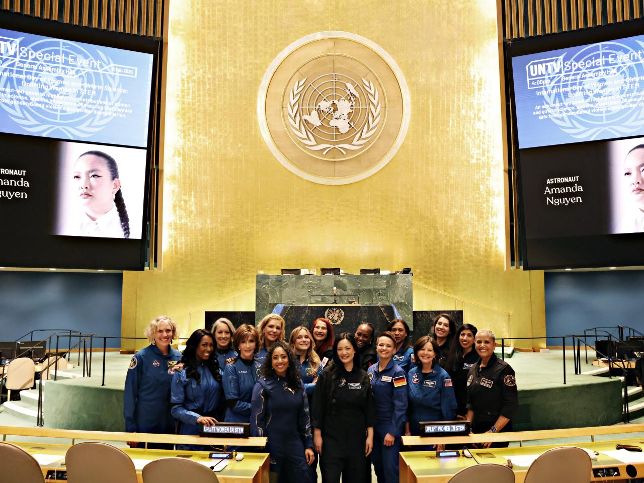 Women astronauts pose at UN