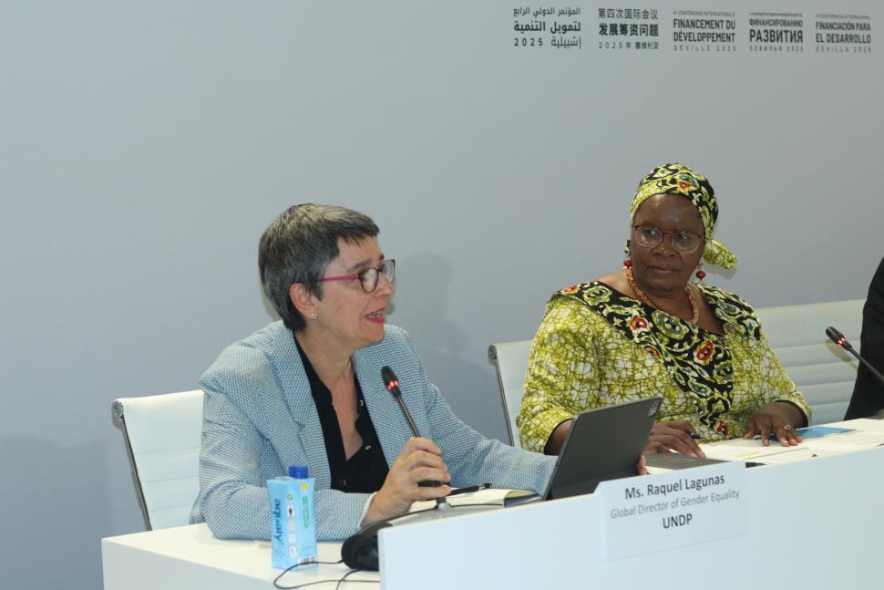 Raquel Lagunas and Nyaradzayi Gumbonzvanda
